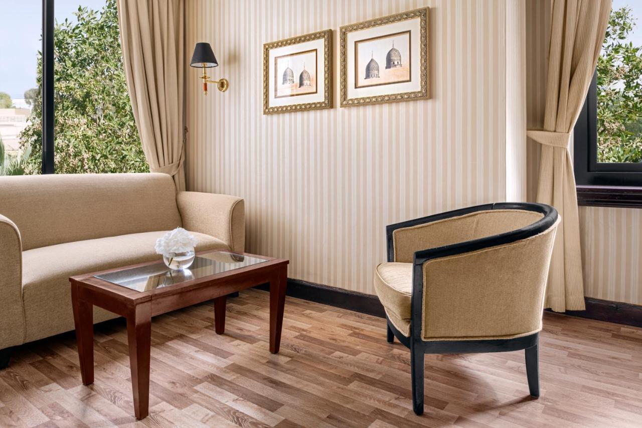 Intercontinental Riyadh By Ihg Экстерьер фото A room at the hotel